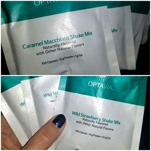 Lot of 7 Optavia fuelings: 4 Caramel Macchiato & 3 Strawberry Shakes NEW